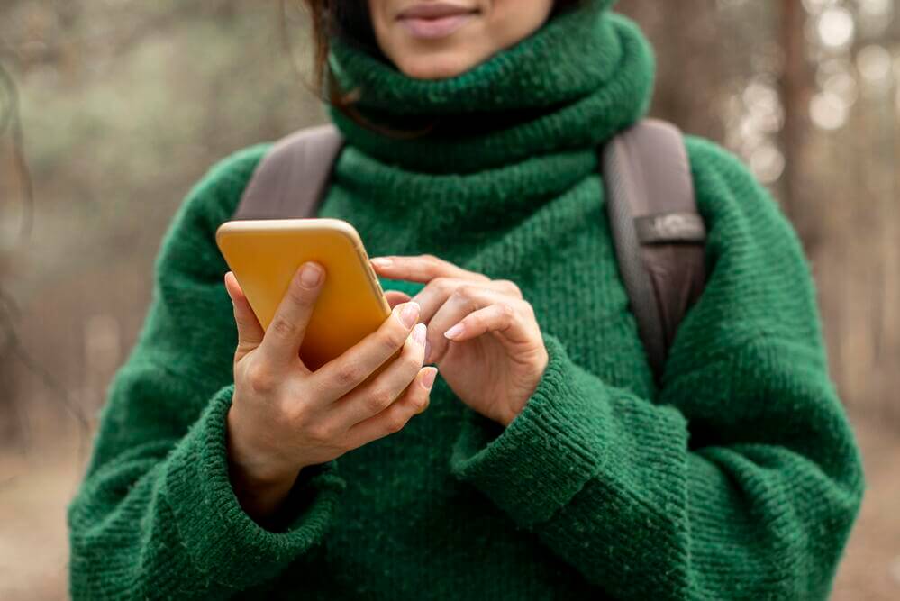 Una persona con su smartphone